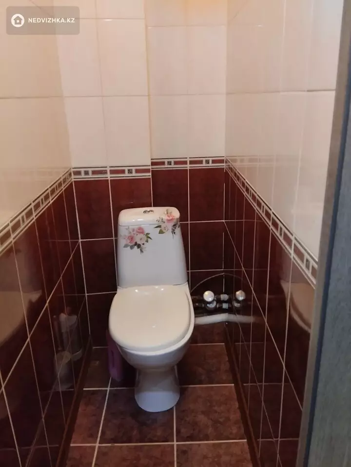 2-комнатная квартира, этаж 4 из 5, 44 м², фотография 4