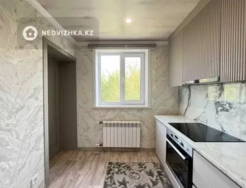 4-комнатная квартира, этаж 3 из 9, 80 м², миниатюра 12