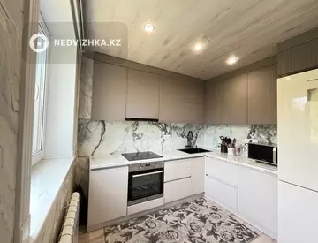 4-комнатная квартира, этаж 3 из 9, 80 м², миниатюра 11