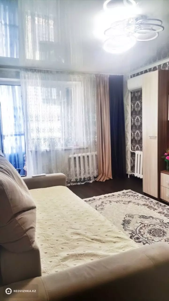 2-комнатная квартира, этаж 9 из 10, 52 м², фотография 5