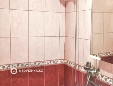 2-комнатная квартира, этаж 9 из 10, 52 м², миниатюра 9