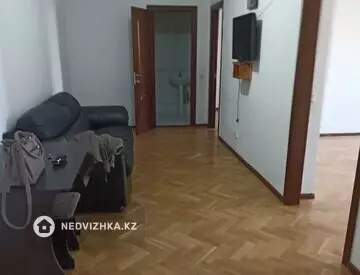 2-бөлмелі пәтер, қабат 10 барлық қабат саны 12, 72 м², 1-нобай