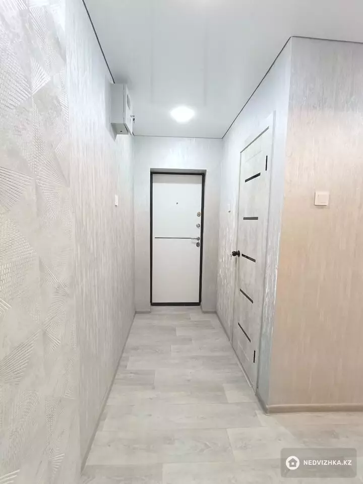 1-комнатная квартира, этаж 1 из 5, 32 м², фотография 3