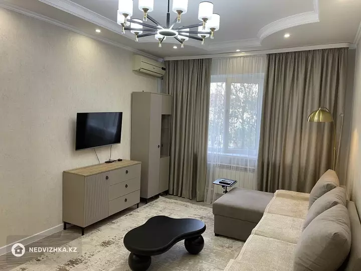 1-комнатная квартира, этаж 3 из 9, 42 м², На длительный срок, фотография 5