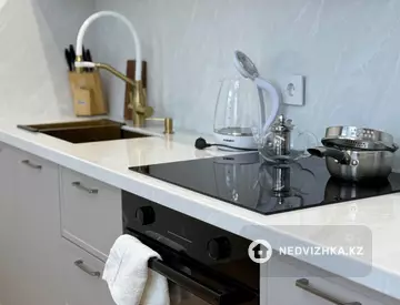 2-комнатная квартира, этаж 8 из 9, 54 м², Посуточно, миниатюра 6
