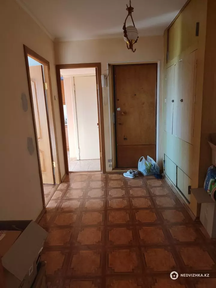 3-комнатная квартира, этаж 8 из 9, 63 м², фотография 3