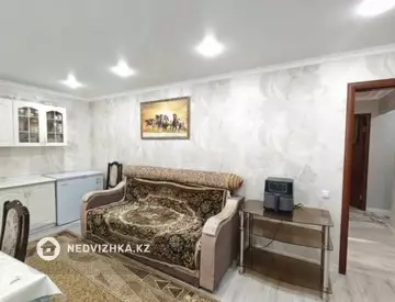 4-комнатная квартира, этаж 3 из 5, 80 м², миниатюра 3
