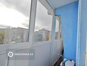 4-комнатная квартира, этаж 3 из 5, 80 м², миниатюра 12