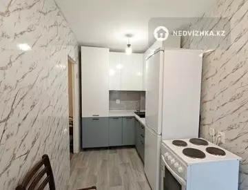 2-комнатная квартира, этаж 2 из 9, 45 м², миниатюра 2