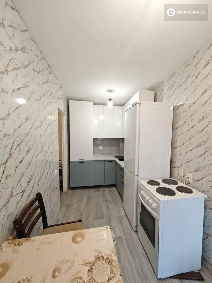 2-комнатная квартира, этаж 2 из 9, 45 м², фотография 2
