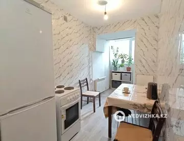 2-комнатная квартира, этаж 2 из 9, 45 м², миниатюра 4