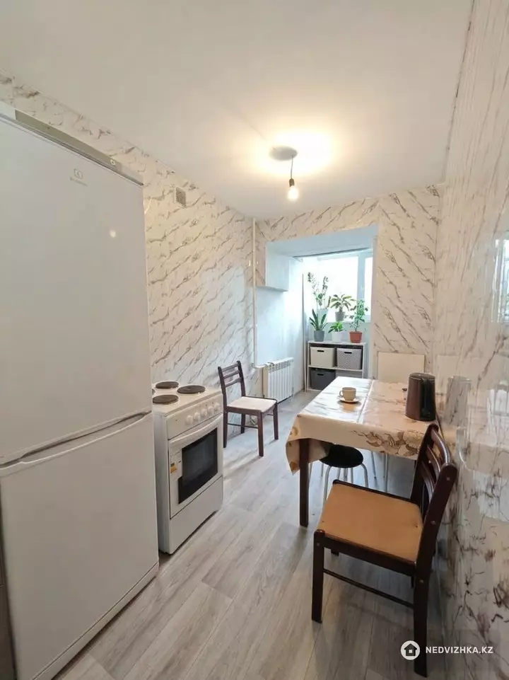 2-комнатная квартира, этаж 2 из 9, 45 м², фотография 4