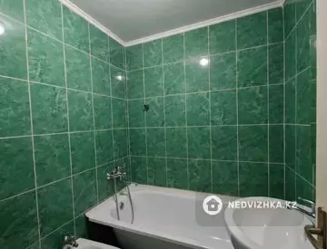 2-комнатная квартира, этаж 2 из 9, 45 м², миниатюра 12