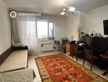 2-комнатная квартира, этаж 1 из 10, 60 м², миниатюра 2