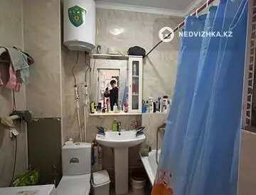 2-комнатная квартира, этаж 1 из 10, 60 м², миниатюра 9