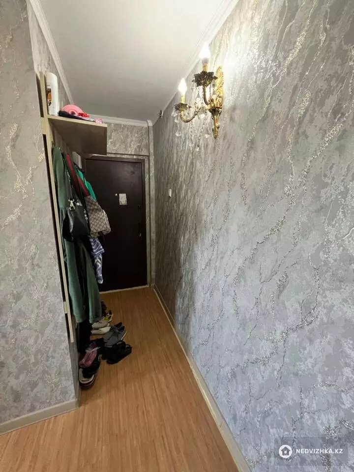 1-комнатная квартира, этаж 9 из 9, 33 м², фотография 5