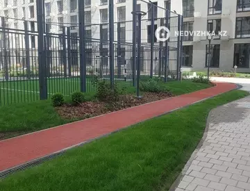 2-комнатная квартира, этаж 12 из 12, 48 м², миниатюра 9