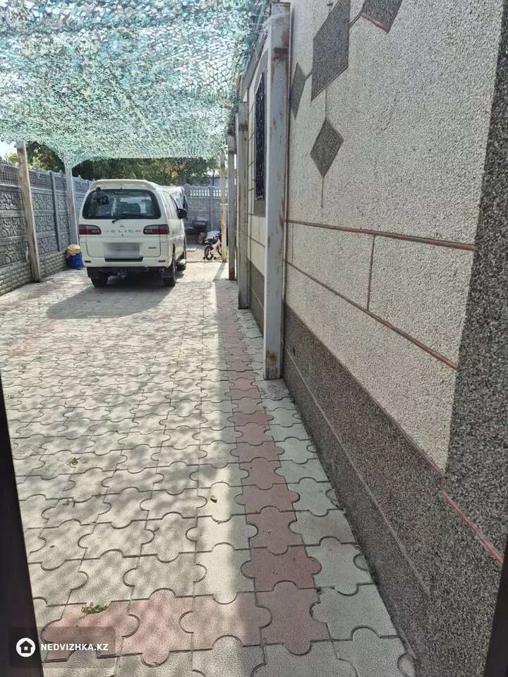 5-комнатный дом, 6 соток, 200 м², фотография 3