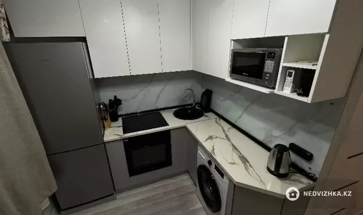 1-комнатная квартира, этаж 2 из 5, 40 м², Посуточно
