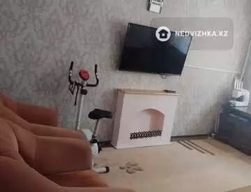 3-комнатная квартира, этаж 1 из 2, 54 м²