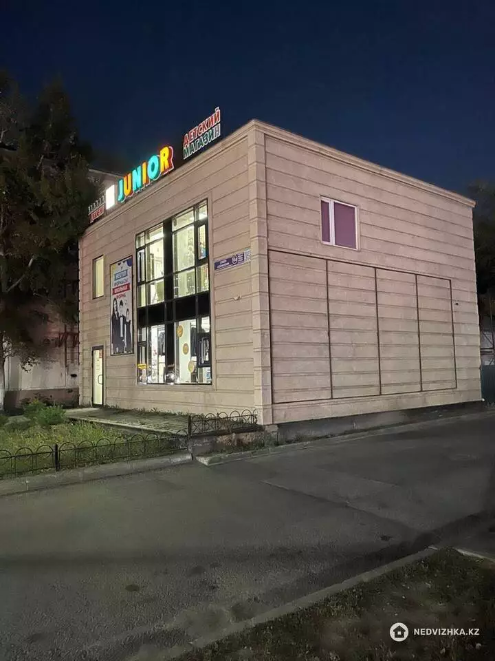 кеңселер, дүкендер мен бутиктер т.б., 2 қабат, 200 м², 3-фотосурет