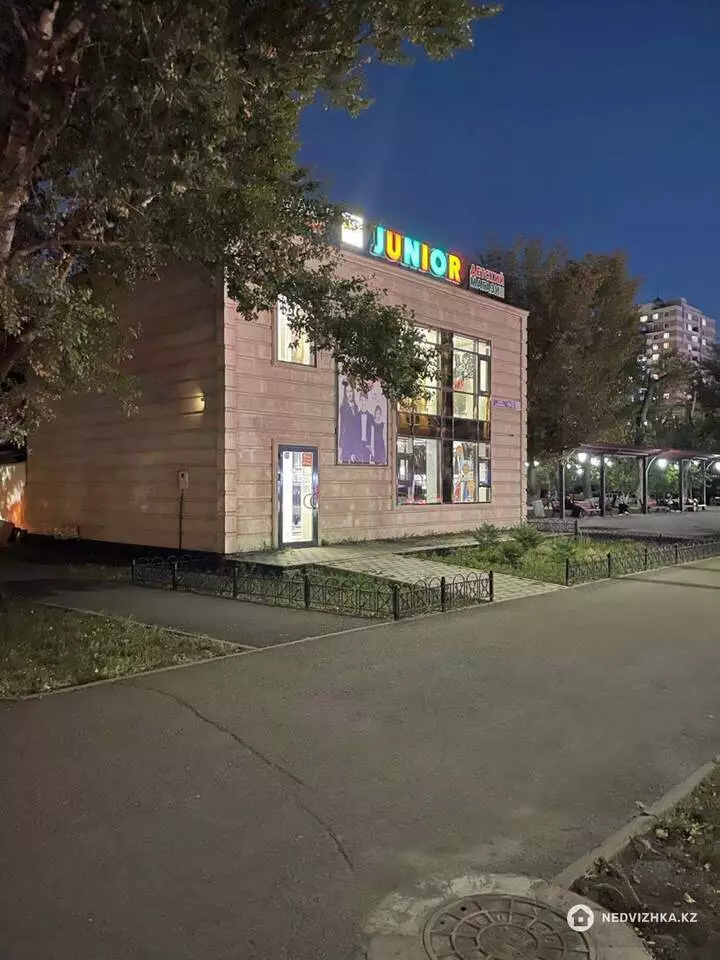 кеңселер, дүкендер мен бутиктер т.б., 2 қабат, 200 м², 5-фотосурет