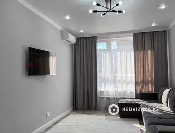 2-комнатная квартира, этаж 4 из 9, 65 м², На длительный срок, миниатюра 2