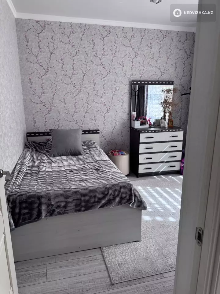 3-комнатная квартира, этаж 4 из 5, 68 м², фотография 3