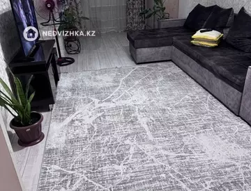 3-комнатная квартира, этаж 4 из 5, 68 м², миниатюра 1