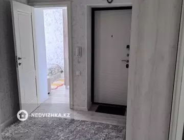 3-комнатная квартира, этаж 4 из 5, 68 м², миниатюра 12