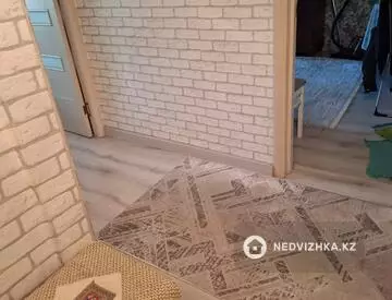 3-комнатная квартира, этаж 3 из 4, 63 м²