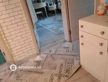 3-комнатная квартира, этаж 3 из 4, 63 м²