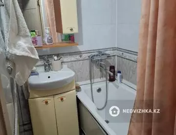 3-комнатная квартира, этаж 3 из 4, 63 м², миниатюра 8