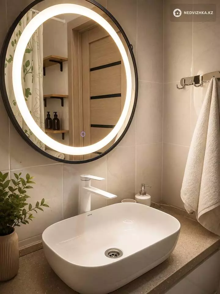 1-комнатная квартира, этаж 5 из 22, 38 м², Посуточно, фотография 4