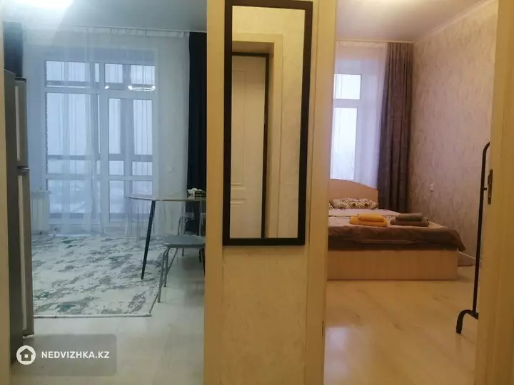 1-комнатная квартира, этаж 5 из 7, 39 м², Посуточно, фотография 5