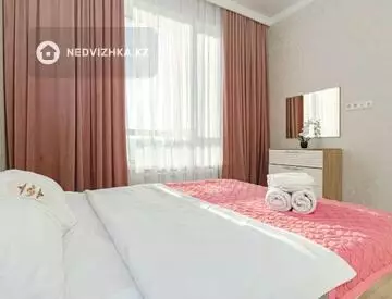 2-бөлмелі пәтер, қабат 5 барлық қабат саны 10, 55 м², Посуточно, 1-нобай