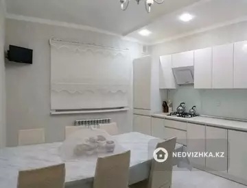 4-комнатный дом, 10 соток, 140 м², миниатюра 1
