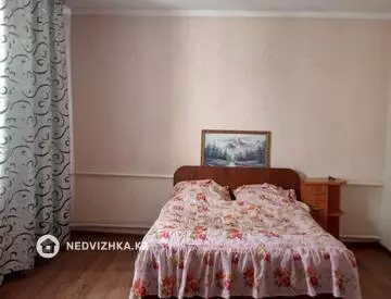 4-комнатный дом, 6 соток, 88 м²