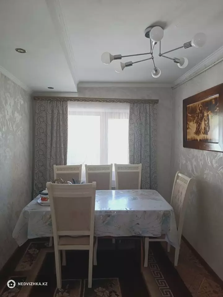 4-комнатный дом, 4 соток, 64 м²