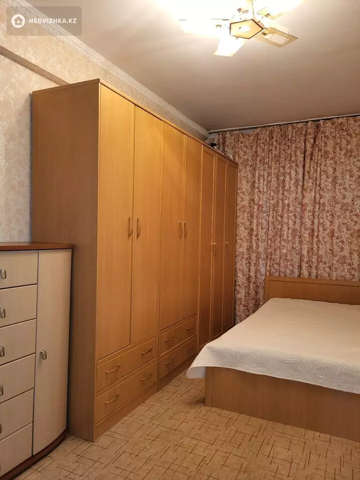 2-комнатная квартира, этаж 3 из 5, 53 м²
