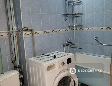 2-комнатная квартира, этаж 3 из 5, 53 м², миниатюра 5