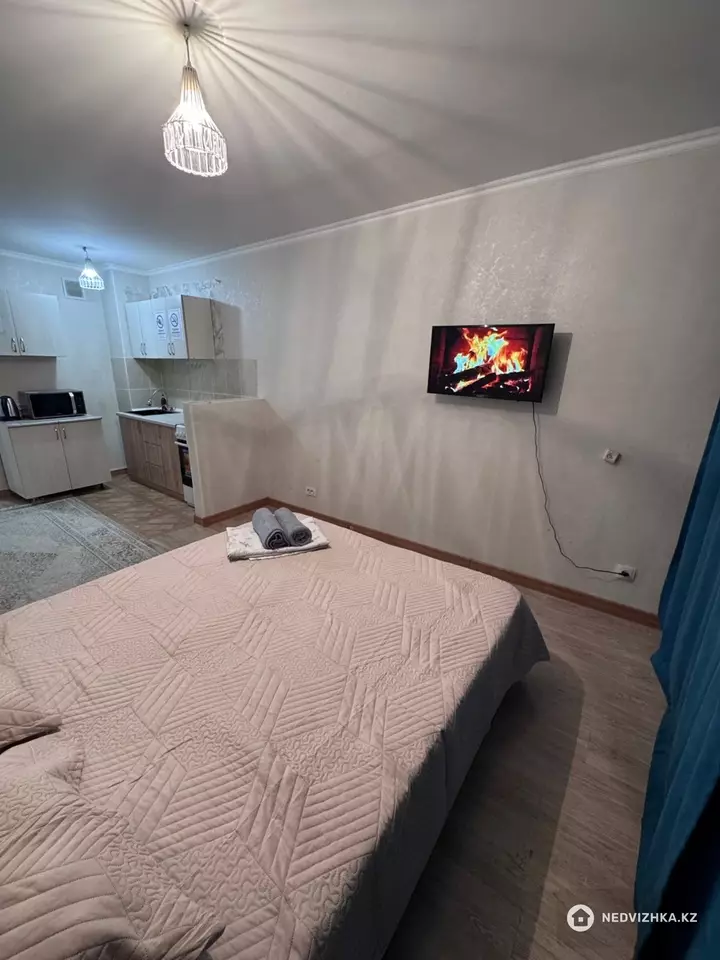 1-комнатная квартира, этаж 7 из 16, 30 м², Посуточно, фотография 3