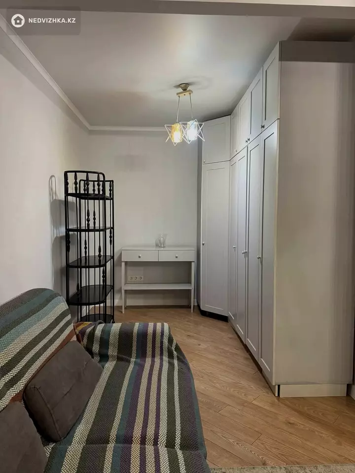 2-комнатная квартира, этаж 14 из 16, 76 м², На длительный срок, фотография 4