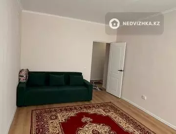 1-комнатная квартира, этаж 8 из 11, 42 м², На длительный срок, миниатюра 6