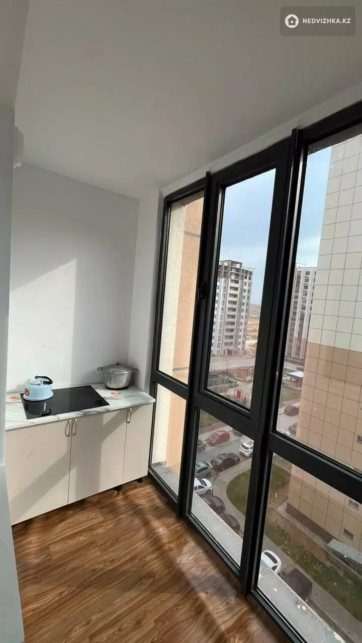 1-комнатная квартира, этаж 8 из 11, 42 м², На длительный срок, фотография 3