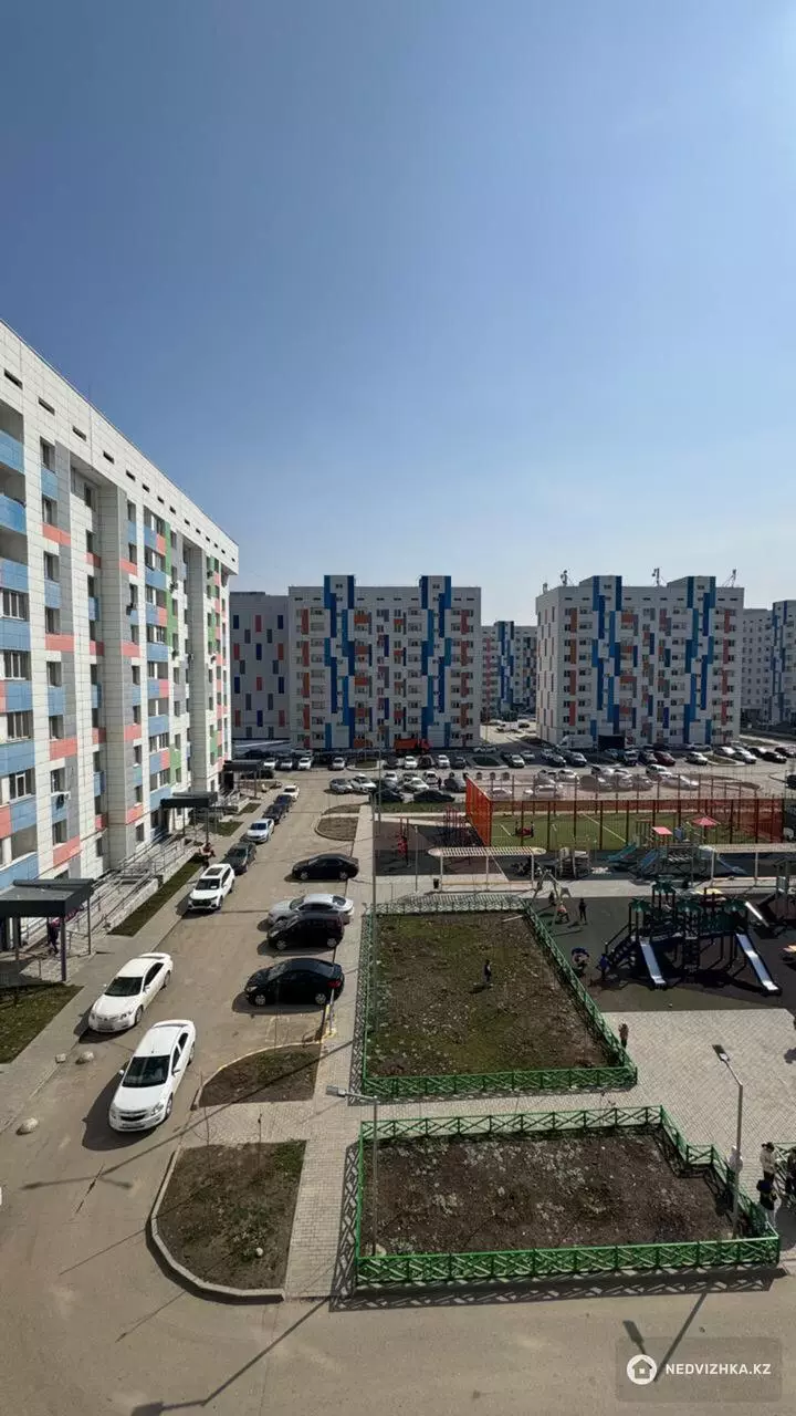 2-комнатная квартира, этаж 5 из 9, 63 м², фотография 2