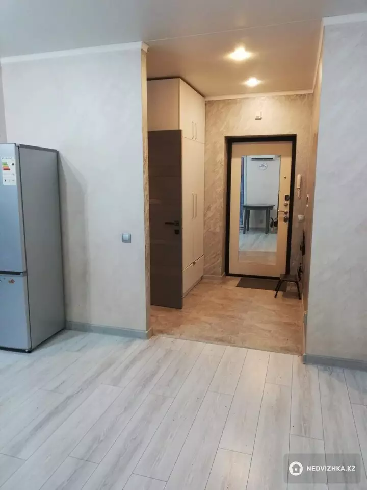 2-комнатная квартира, этаж 2 из 13, 44 м²