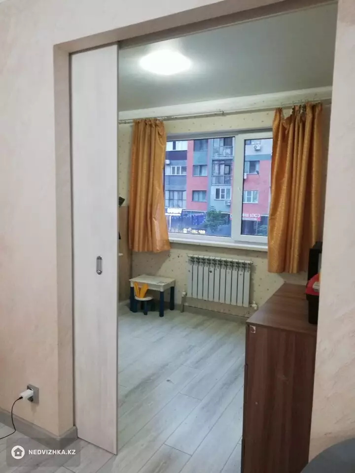 2-комнатная квартира, этаж 2 из 13, 44 м², фотография 4