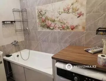 2-комнатная квартира, этаж 2 из 13, 44 м², миниатюра 9