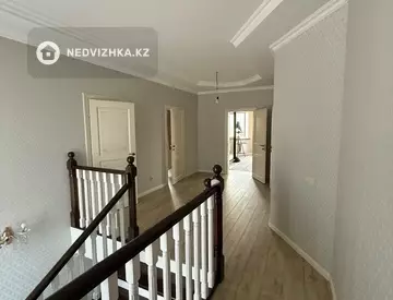 6-комнатный дом, 6 соток, 250 м², миниатюра 3